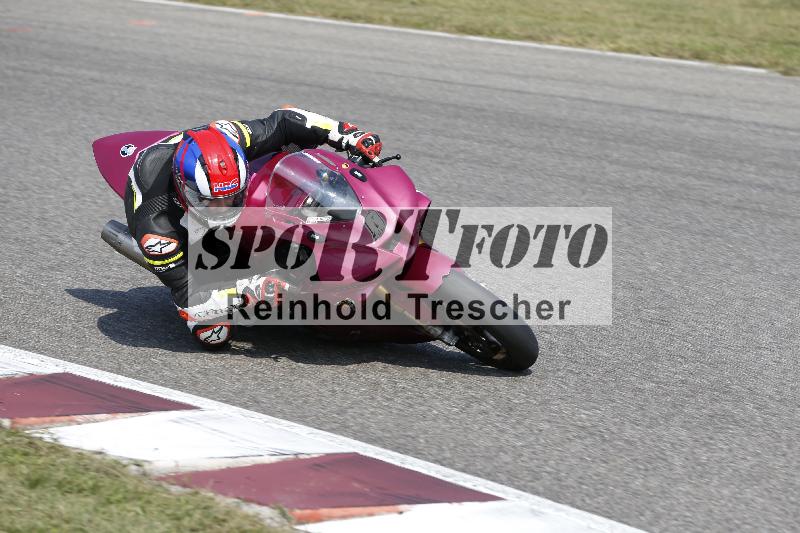 /Archiv-2025/49 26.08.2025 Cornu Master School ADR/rot-rouge/0